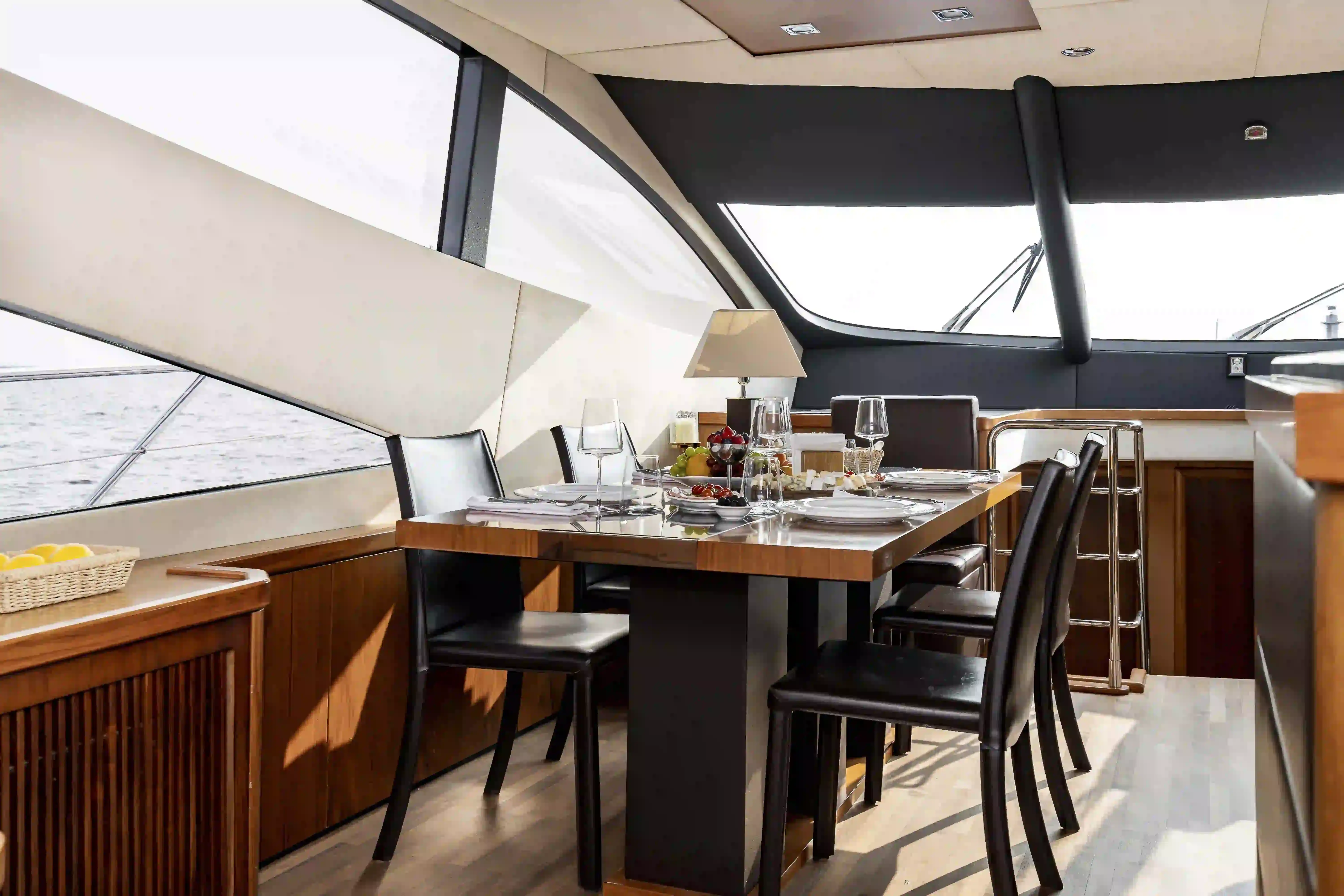 Аренда яхты Sunseeker 70 «Pallada» image- 21